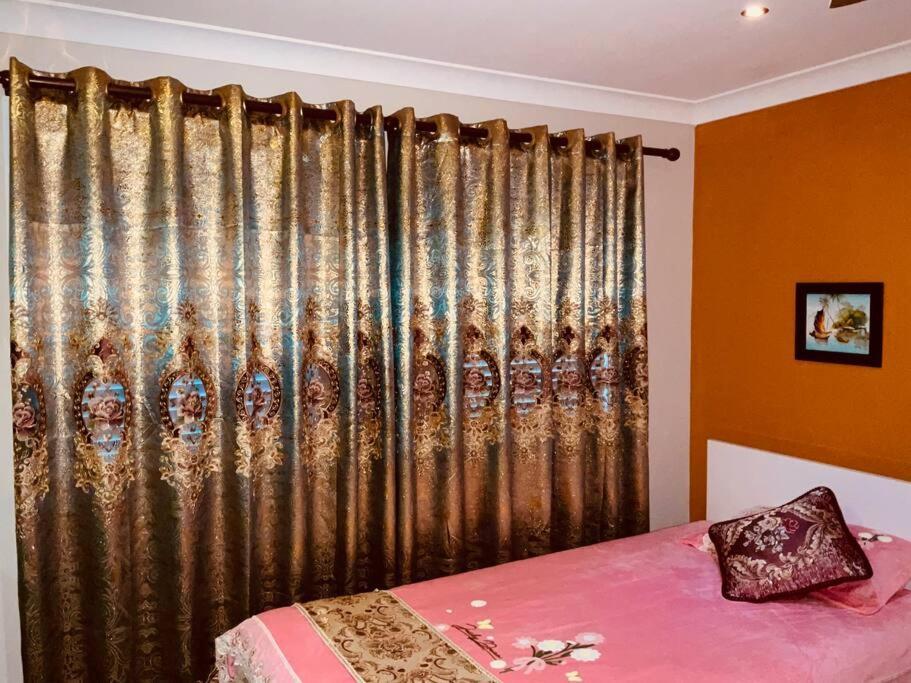 Totally Separate, Completely Private, Enough For 3 *